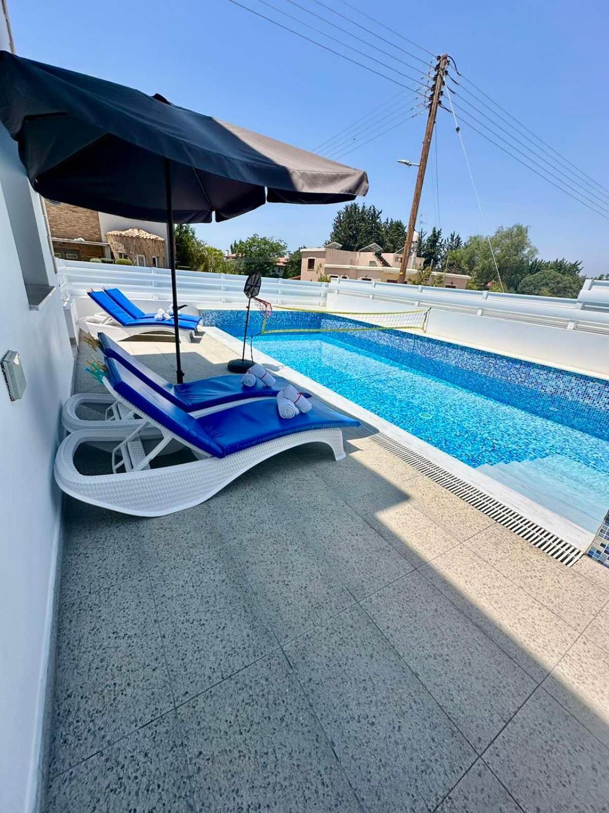 Michael Angelo Villa 파포스 외부 사진