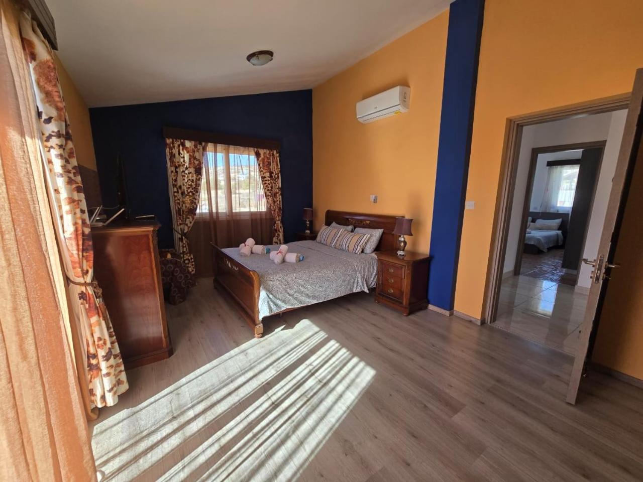 Michael Angelo Villa 파포스 외부 사진